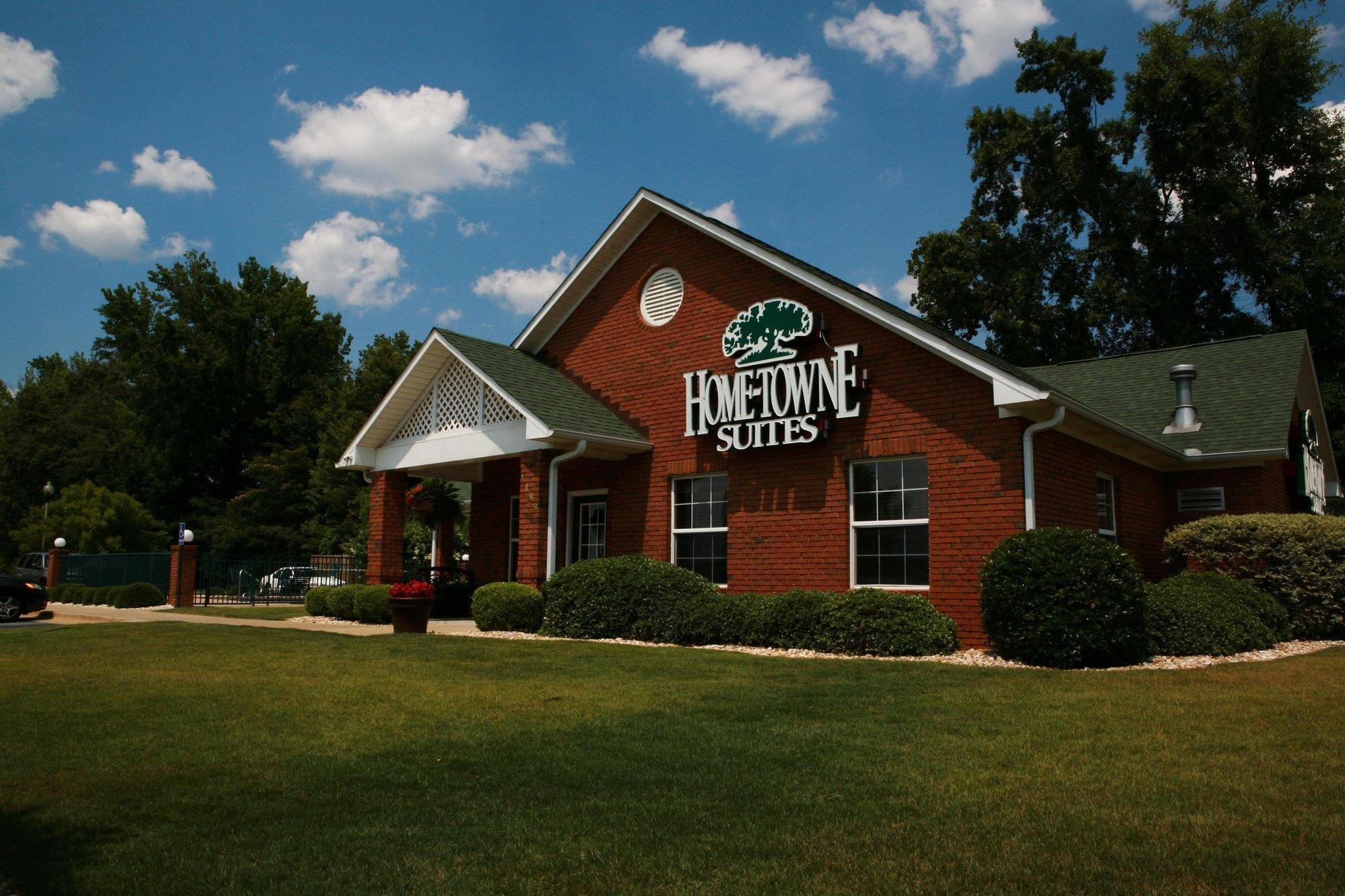 Intown Suites Extended Stay Auburn Al Εξωτερικό φωτογραφία