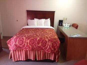 Intown Suites Extended Stay Auburn Al Εξωτερικό φωτογραφία
